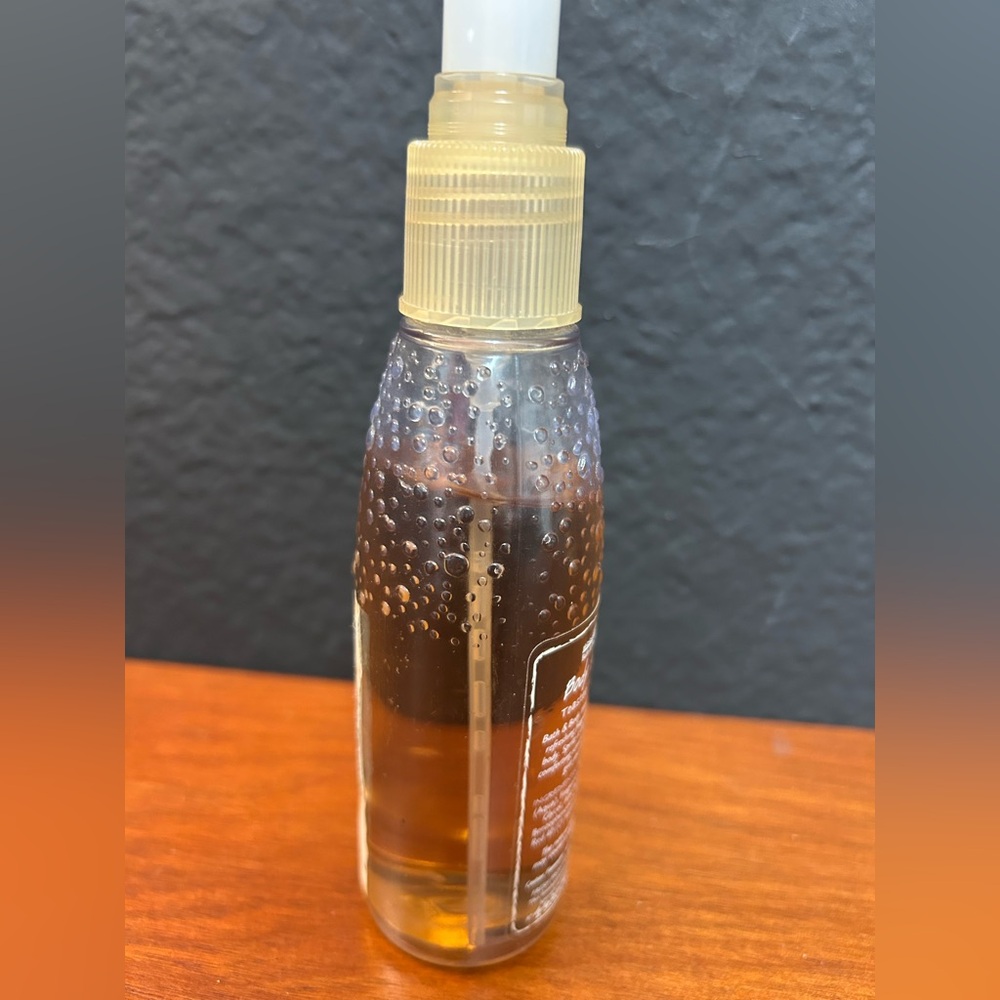 Vintage Bath & Body Works Toasted Hazelnut fragrance mist - Picture 3 of 5